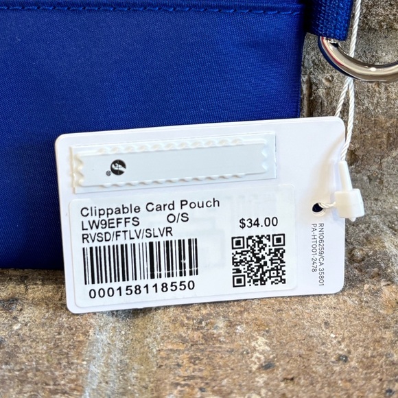 NWT Lululemon Clippable Card Pouch In Riverside/Silver - Picture 5 of 5